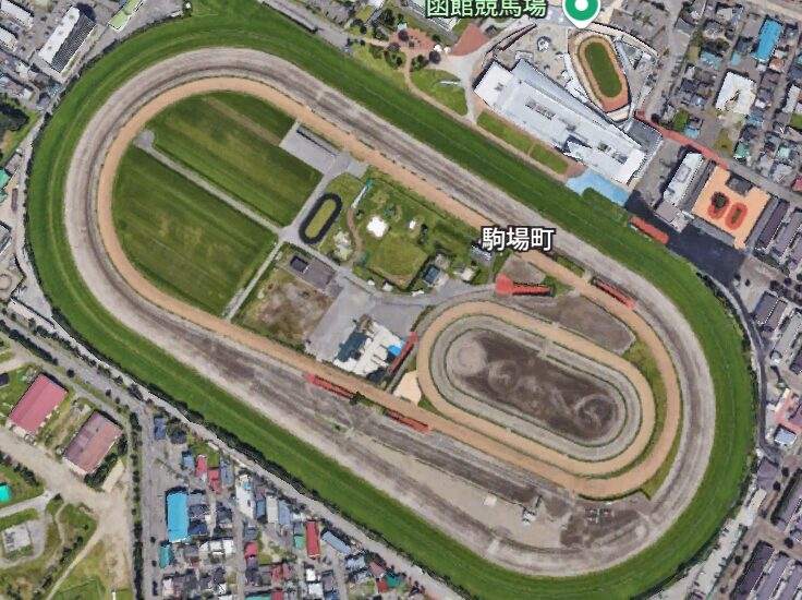 函館競馬場、ウッドコース